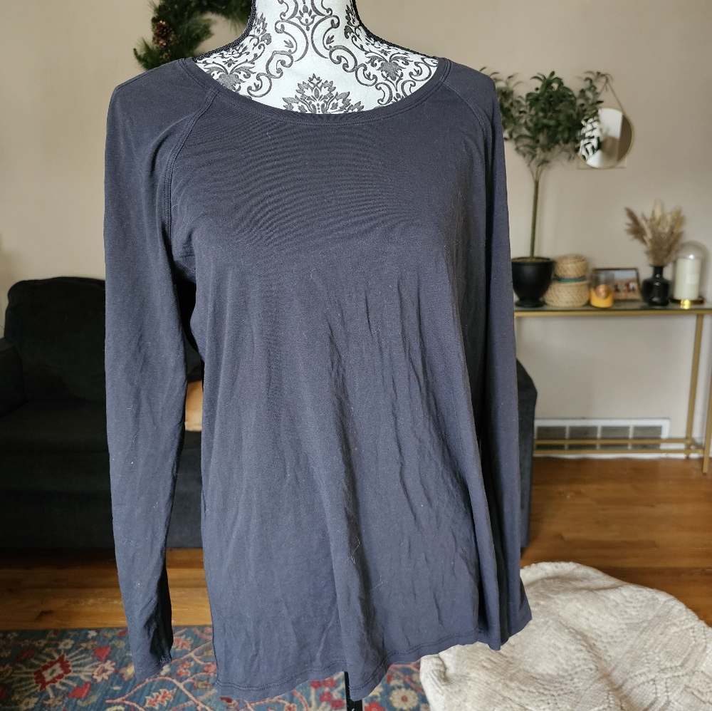 Lululemon active shirt